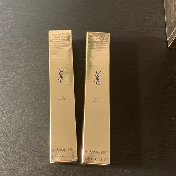 Yves Saint Laurent Makeup Touche Clat Allinone Glow Tinted